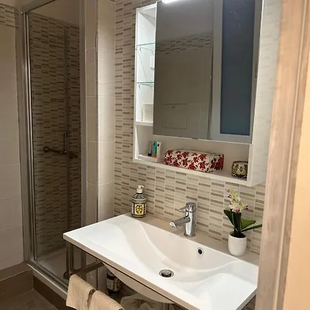 Apartment Maison D'or - Via Cecchi *