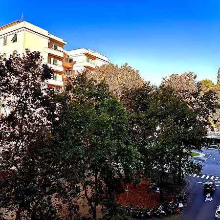 Maison D'or - Via Cecchi *