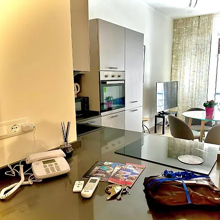 Maison D'or - Via Cecchi Apartmán